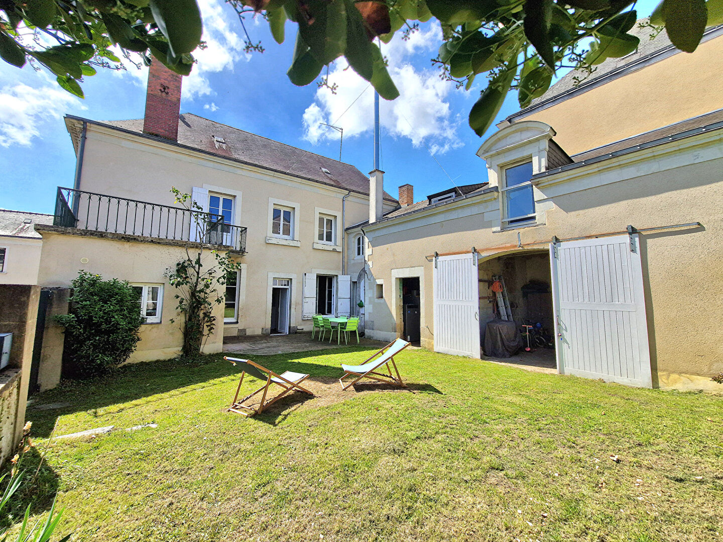 Maison CHATEAUNEUF SUR SARTHE (49330) 8 pi&egrave;ces 216.00 m&sup2;