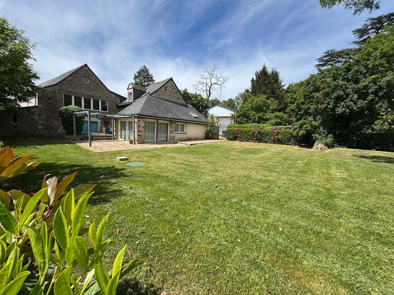 Maison ROCHEFORT SUR LOIRE (49190) 7 pi&egrave;ces 208.00 m&sup2;