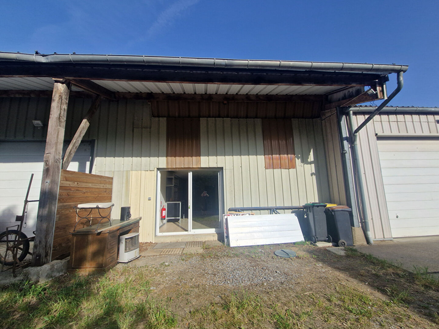 Entrep&ocirc;t / Local industriel BRISSAC LOIRE AUBANCE (49320) 2 pi&egrave;ces 79.32 m&sup2;