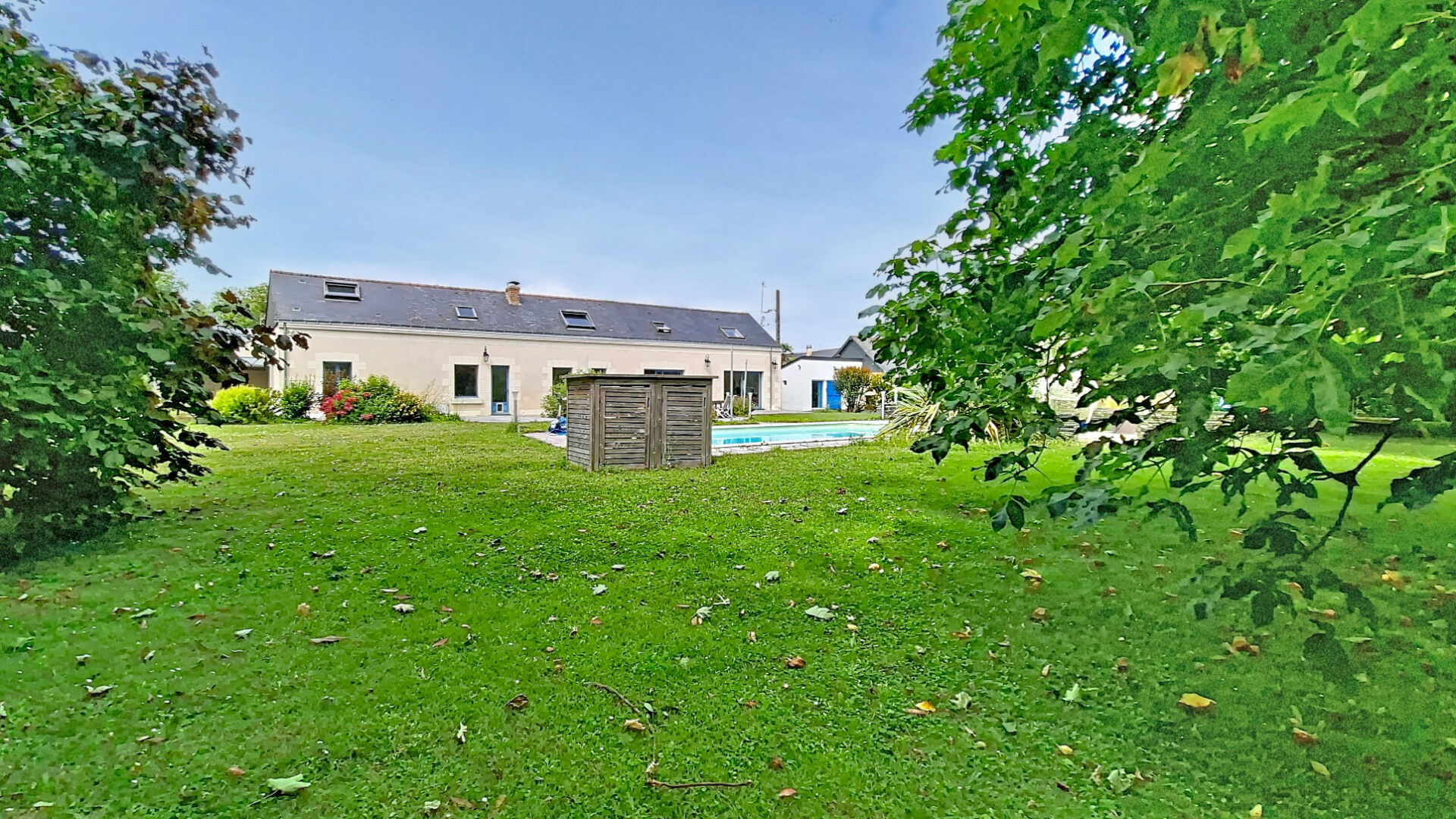Maison VERRIERES EN ANJOU (49112) 7 pi&egrave;ces 190.00 m&sup2;
