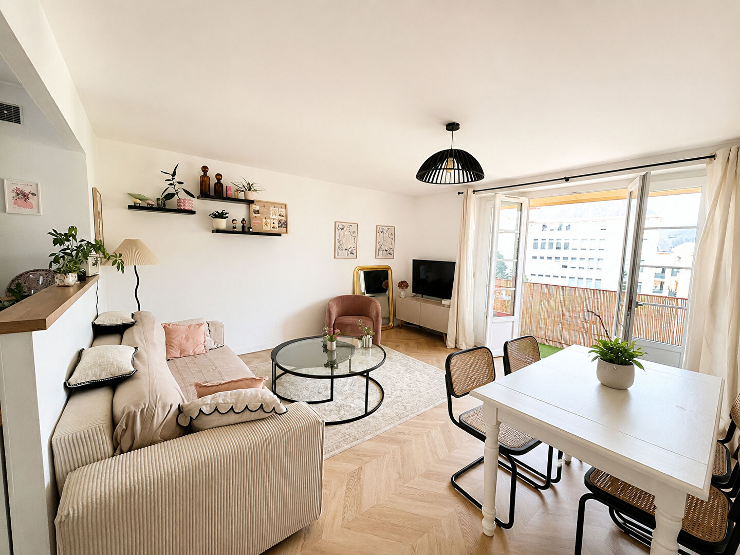 Appartement LE MANS (72000) 4 pi&egrave;ces 90.00 m&sup2;