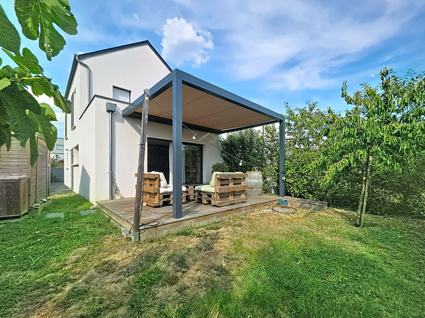 Maison ANGERS (49100) 5 pi&egrave;ces 99.00 m&sup2;