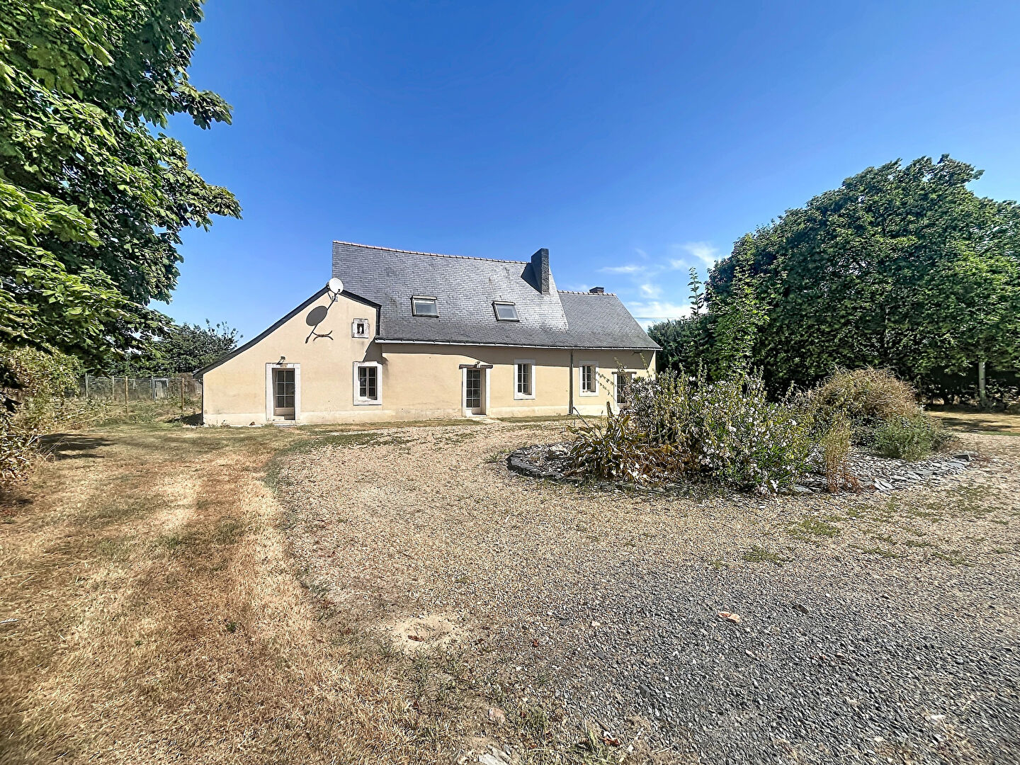 Maison SEGRE EN ANJOU BLEU (49500) 6 pi&egrave;ces 127.00 m&sup2;