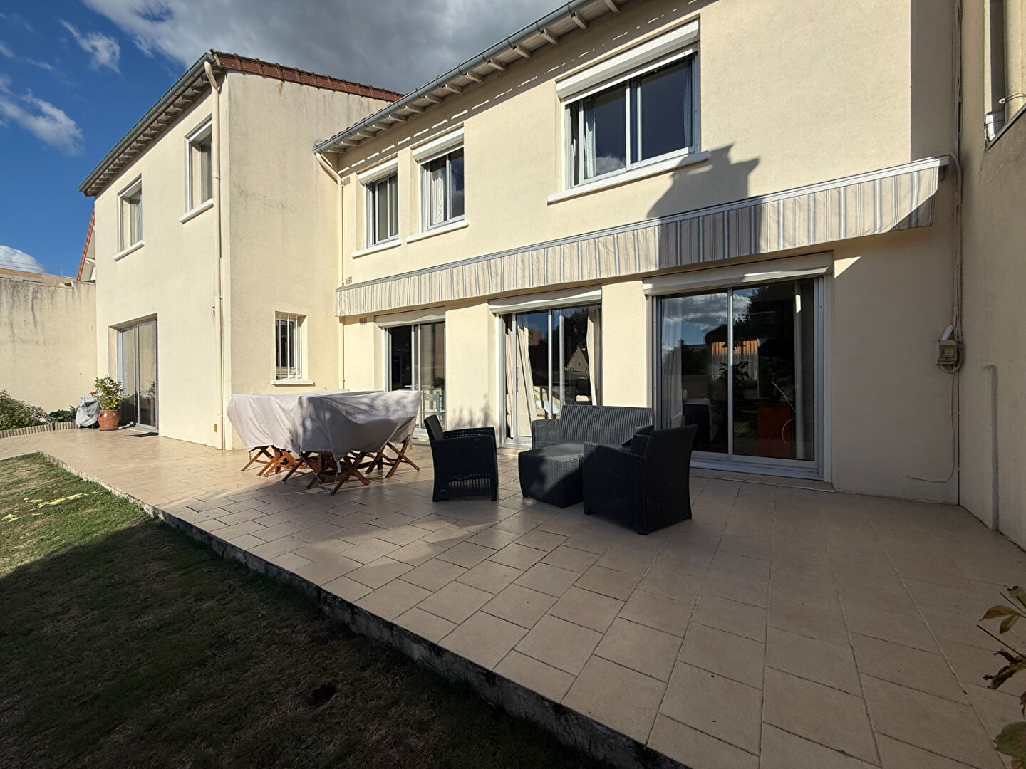 Maison 7 pièces 182 m² · au Mans · 182 m² · 348 150 €