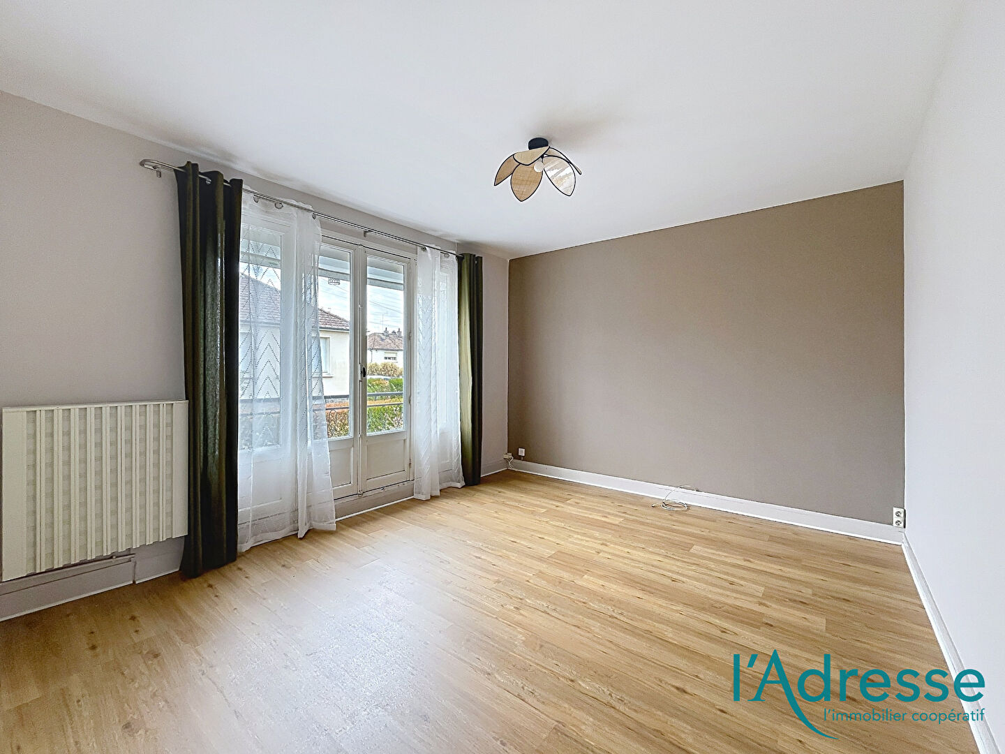 Maison LAVAL (53000) 5 pi&egrave;ces 73.00 m&sup2;