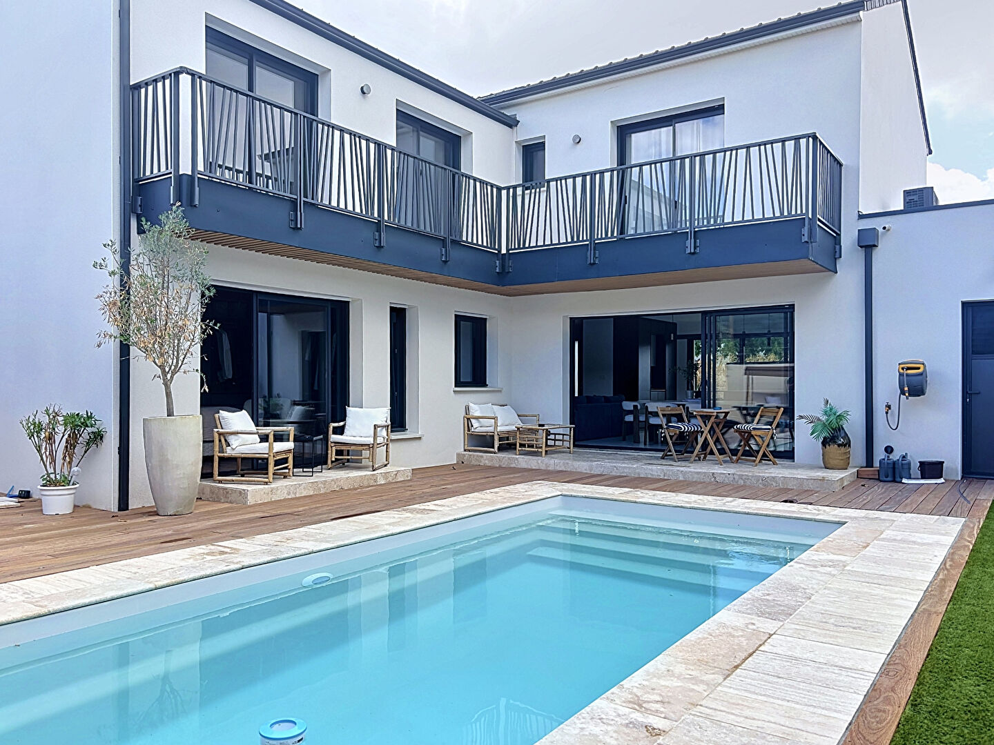 Maison SAINTE LUCE SUR LOIRE (44980) 5 pi&egrave;ces 146.00 m&sup2;