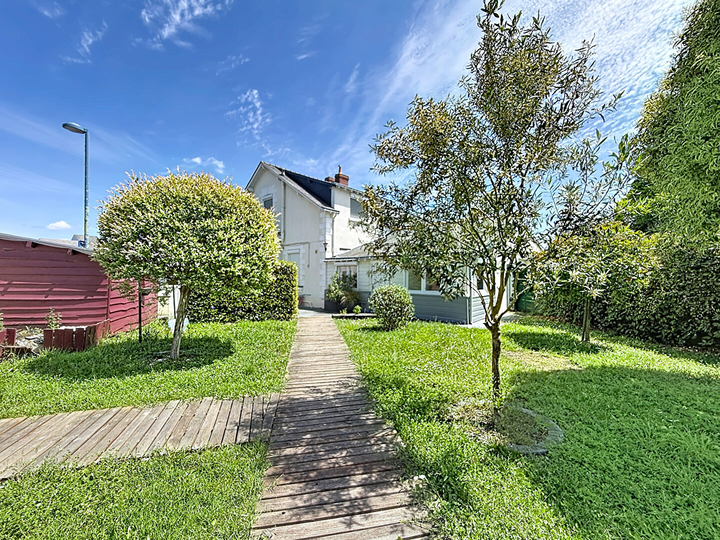 Maison SAINT BARTHELEMY D ANJOU (49124) 5 pi&egrave;ces 101.00 m&sup2;