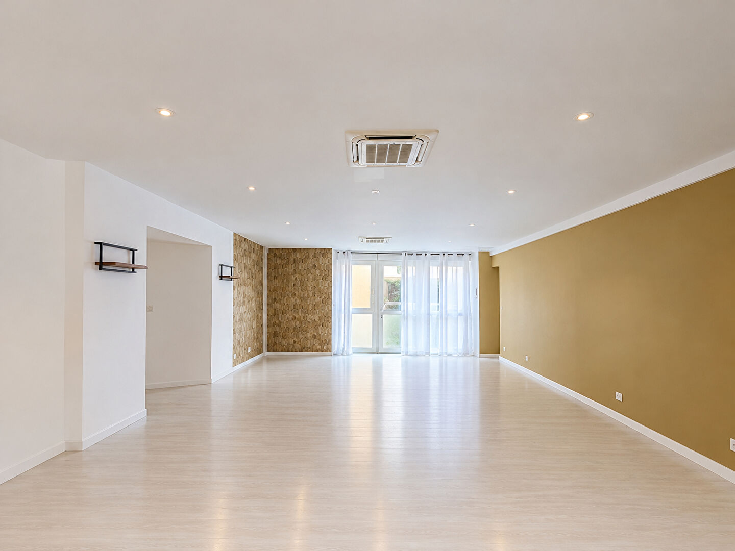 Appartement 5 pièces 147 m² · au Mans · 147,2 m² · 950 €/mois