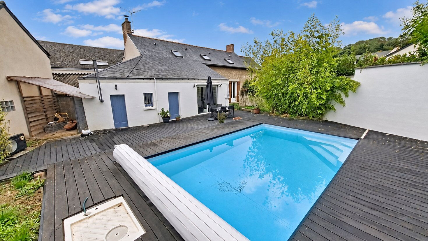 Maison VILLEVEQUE (49140) 6 pi&egrave;ces 154.40 m&sup2;