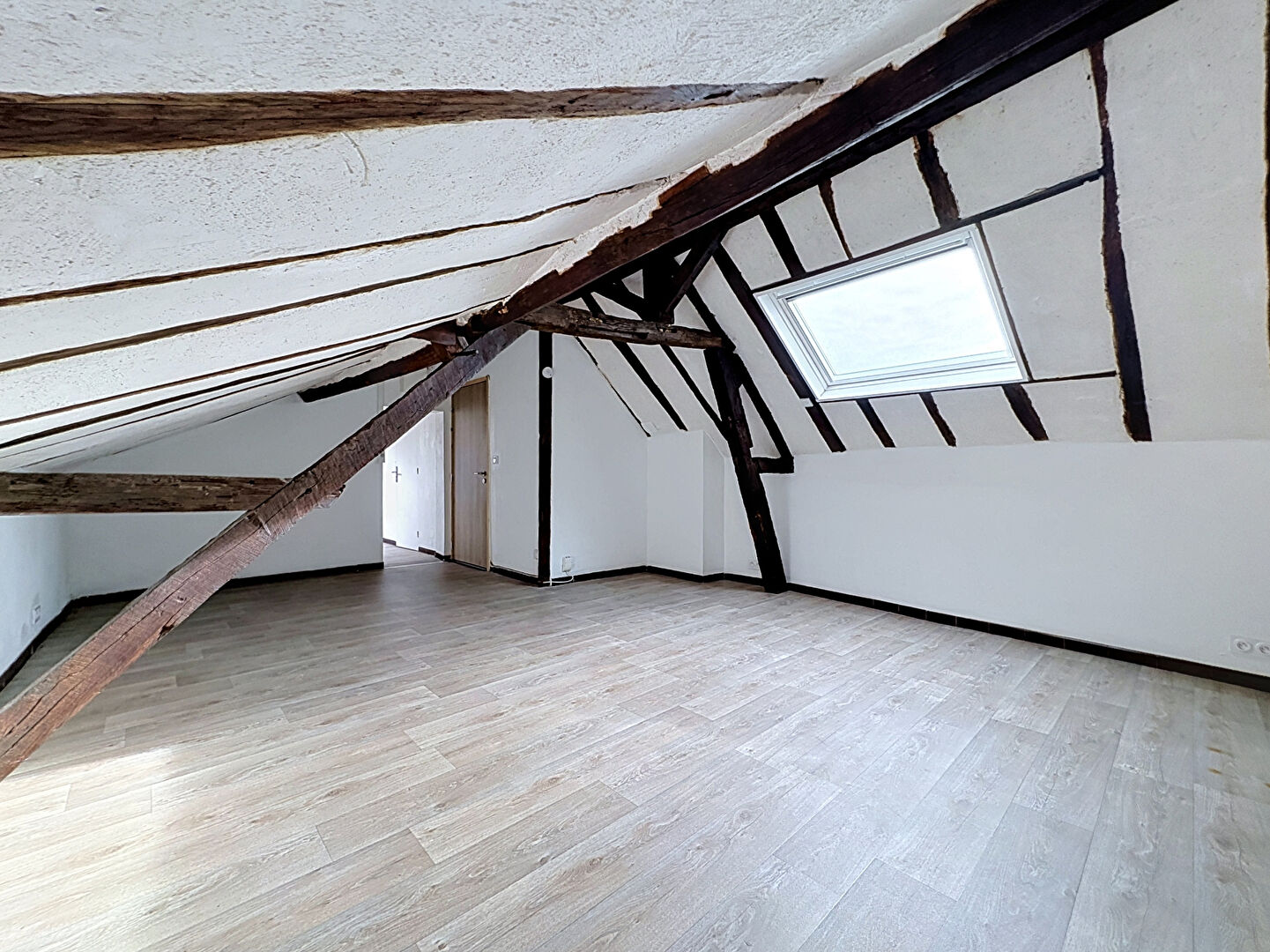 Appartement ANGERS (49100) 2 pi&egrave;ces 25.50 m&sup2;