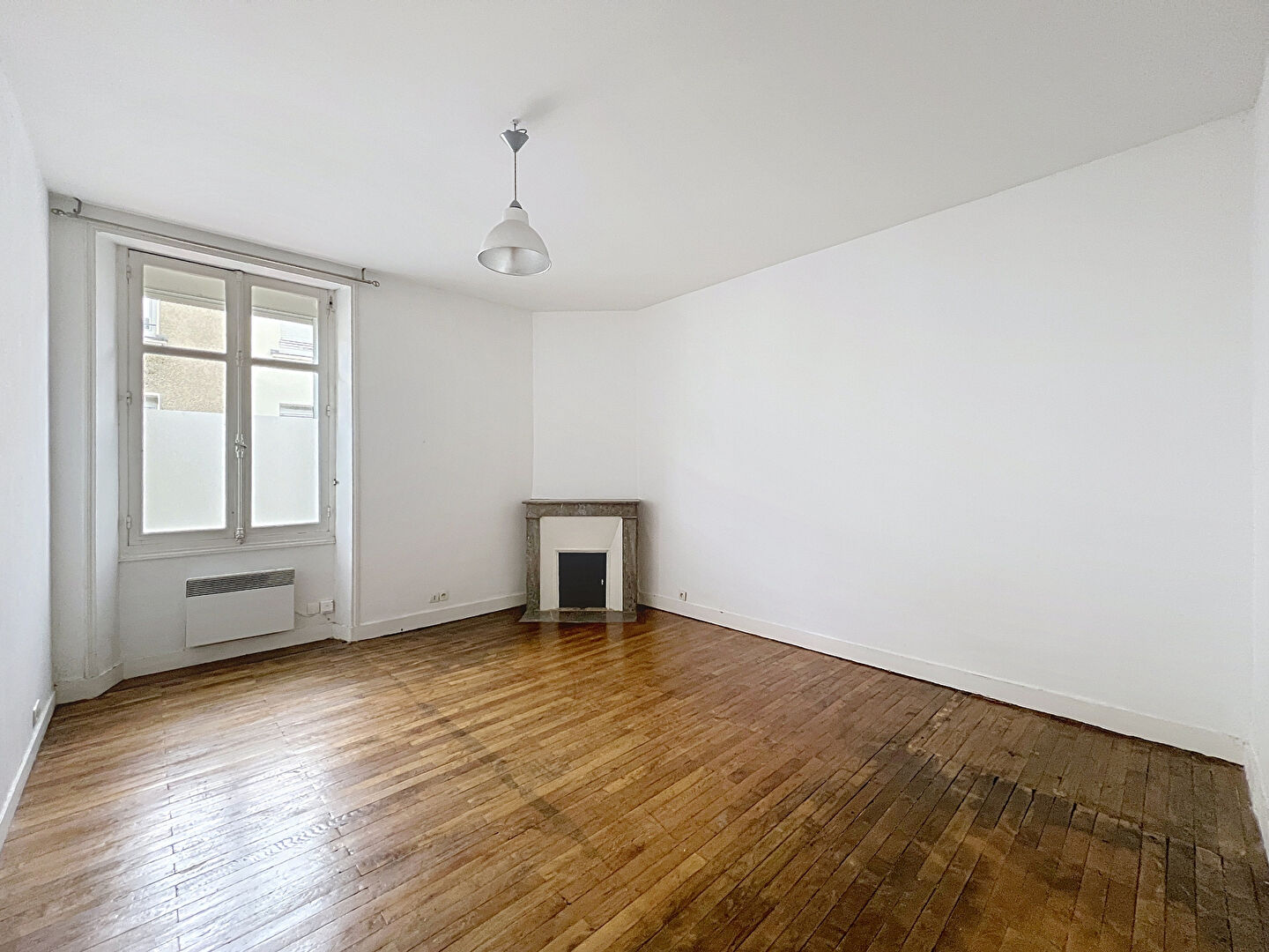 Appartement ANGERS (49000) 1 pi&egrave;ce 30.00 m&sup2;