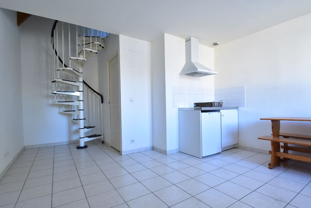 Appartement LONGUE JUMELLES (49160) 2 pièces 33.00 m²