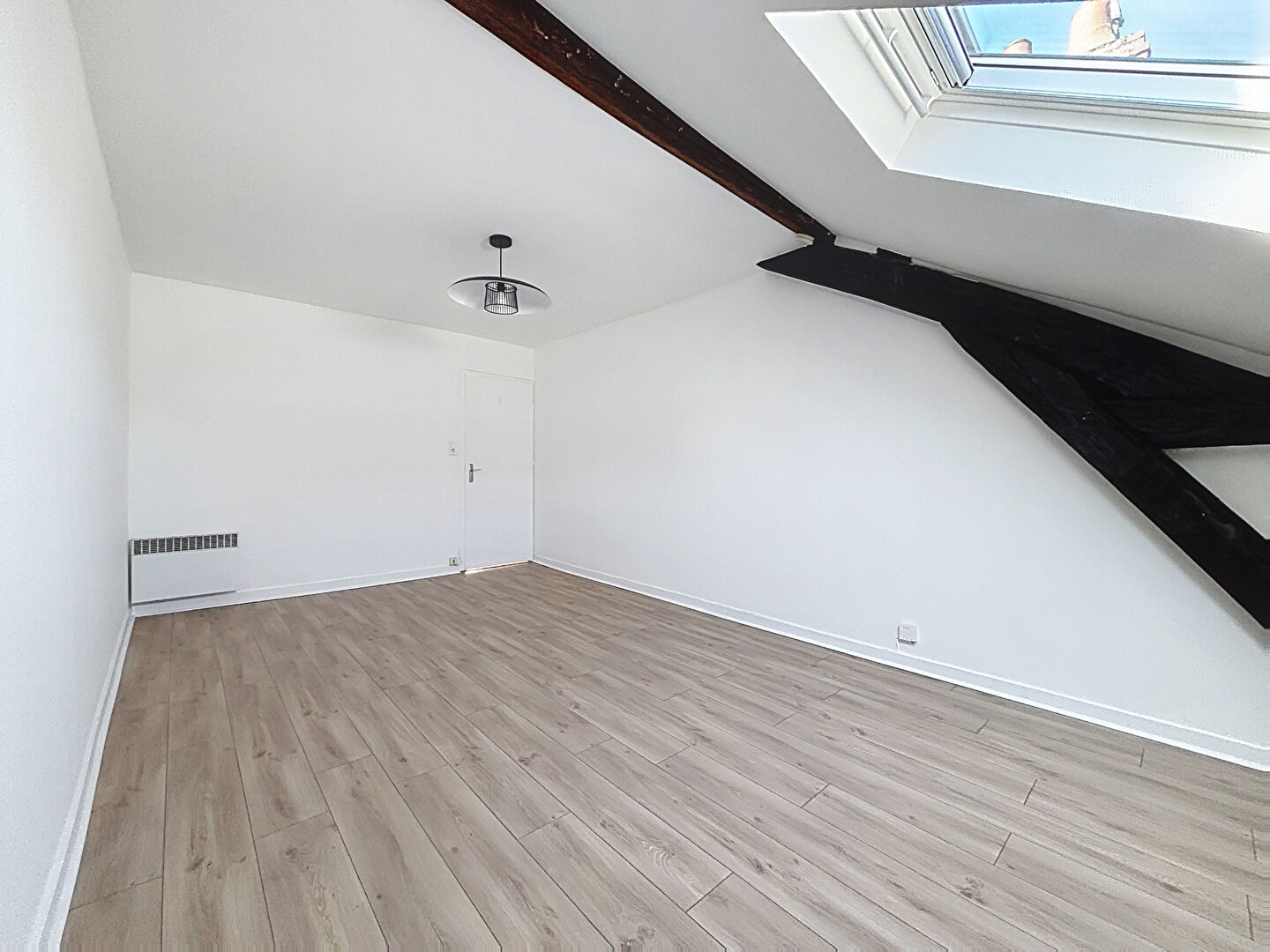 Appartement ANGERS (49100) 1 pi&egrave;ce 25.00 m&sup2;