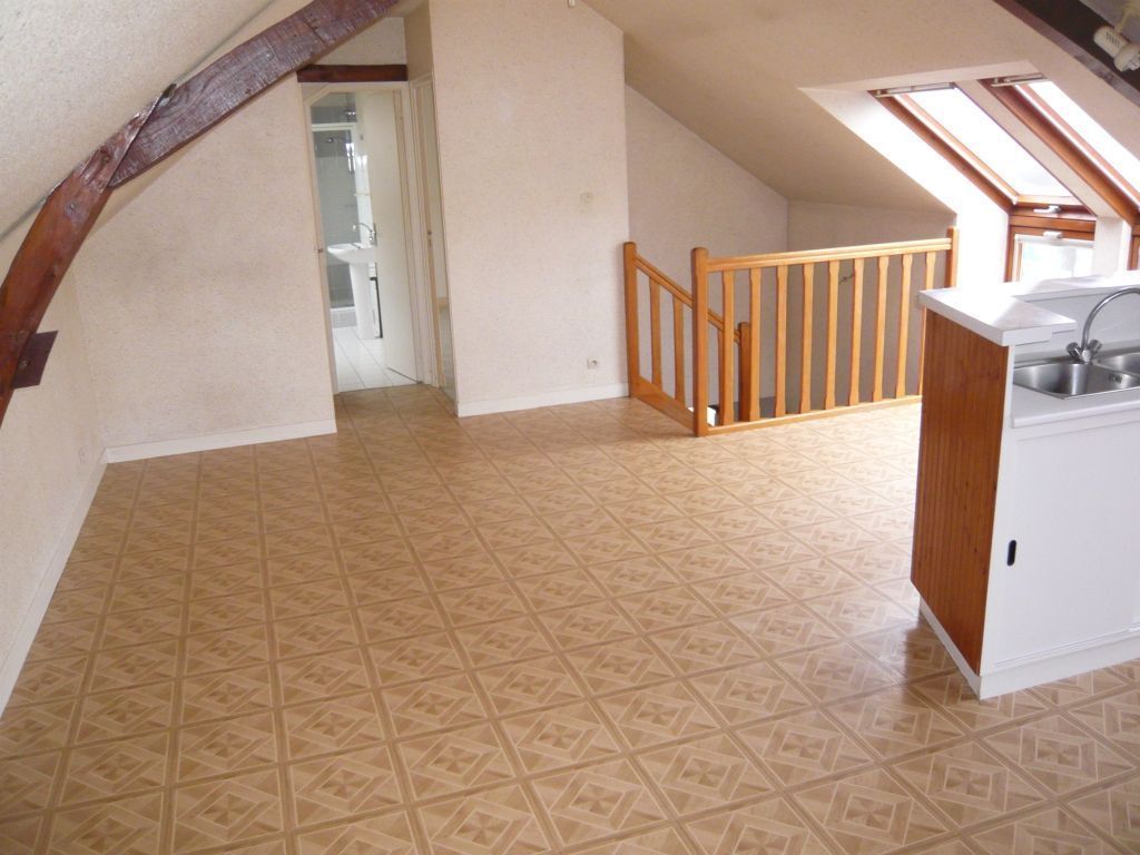 Appartement CHATEAUNEUF SUR SARTHE (49330) 2 pi&egrave;ces 42.48 m&sup2;
