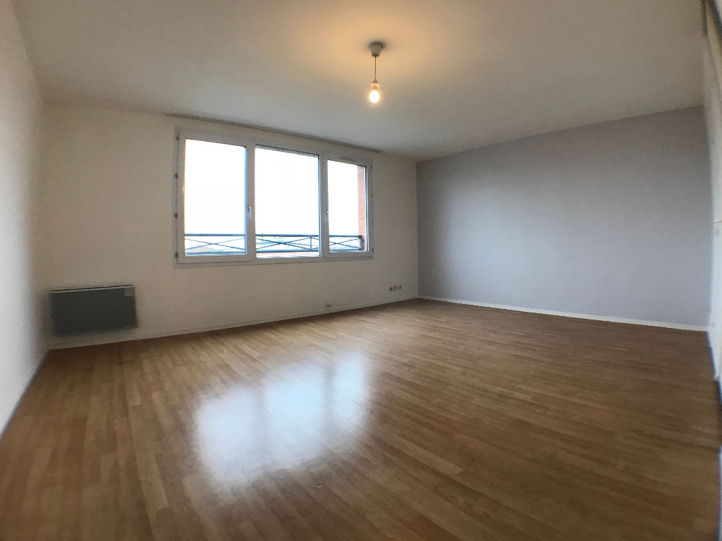 Appartement VAUREAL (95490) 1 pièce 31.85 m²