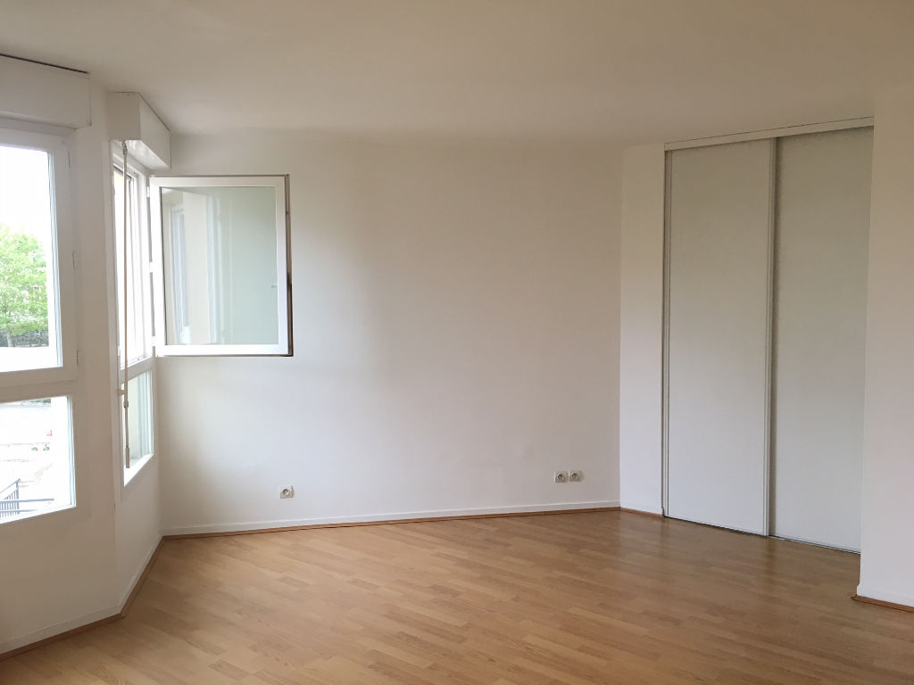 Appartement CERGY (95800) 2 pièces 38.45 m²