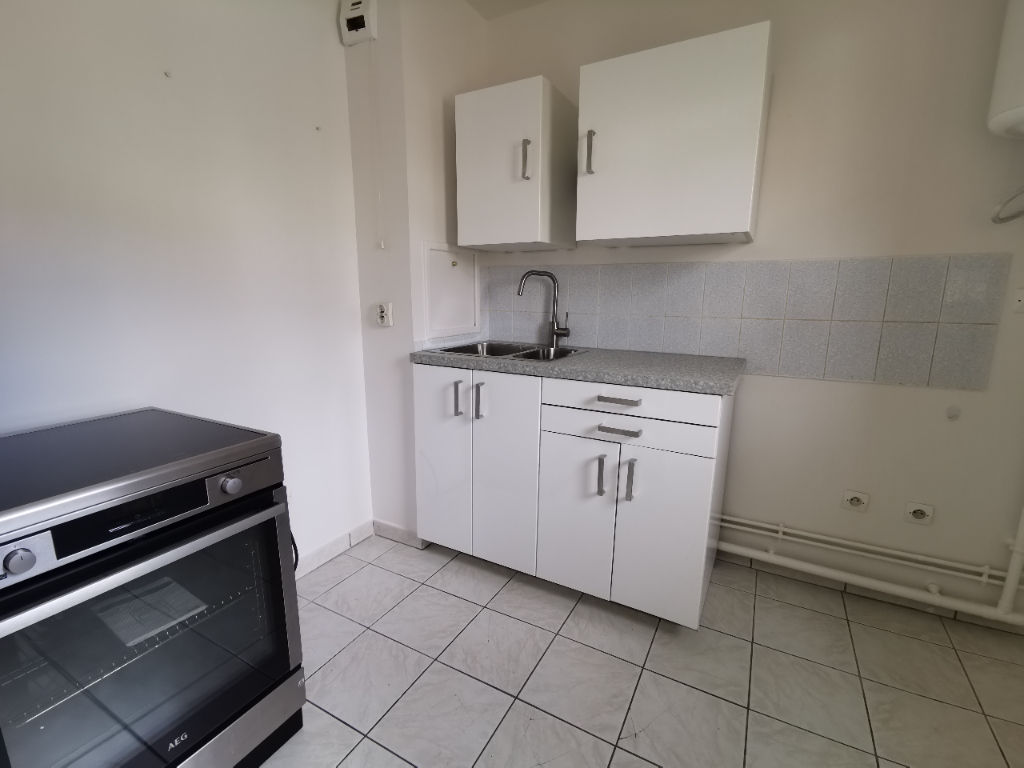 Appartement OSNY (95520) 1 pièce 29.43 m²