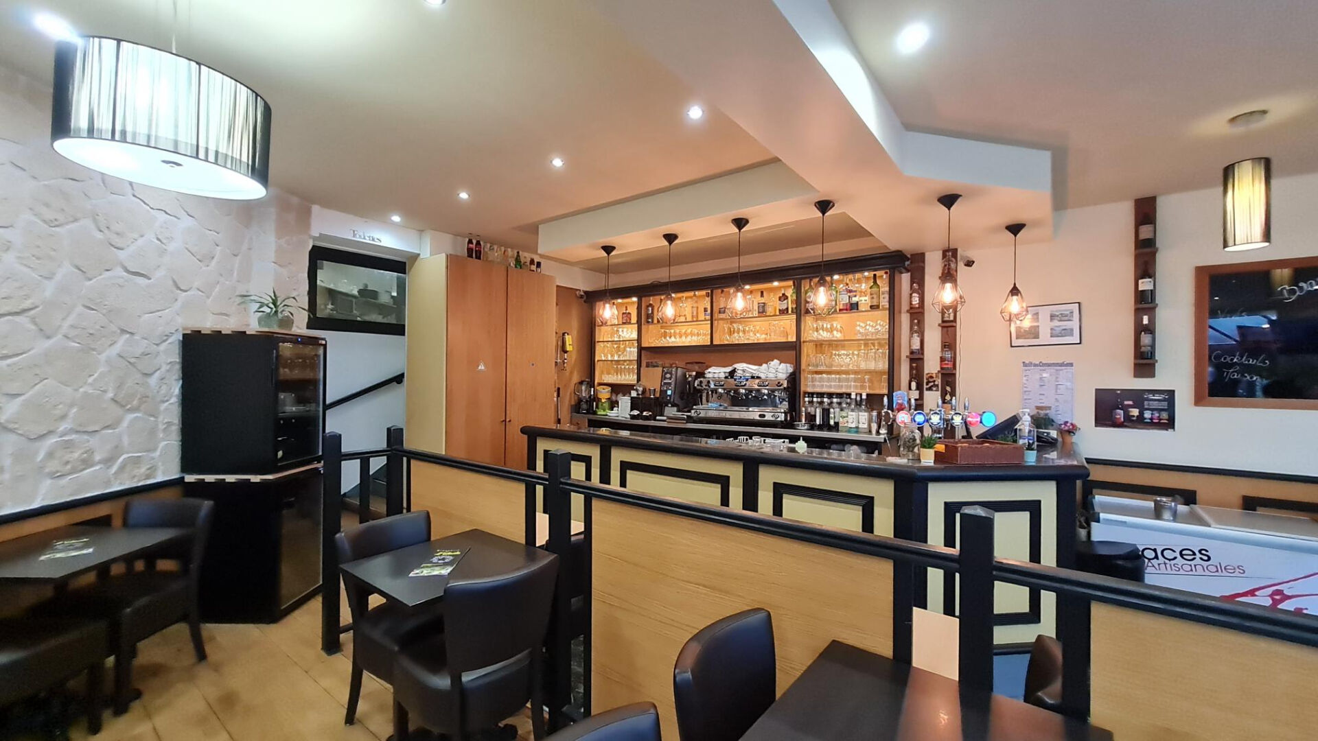 Fonds de commerce GISORS (27140) 90.00 m&sup2;