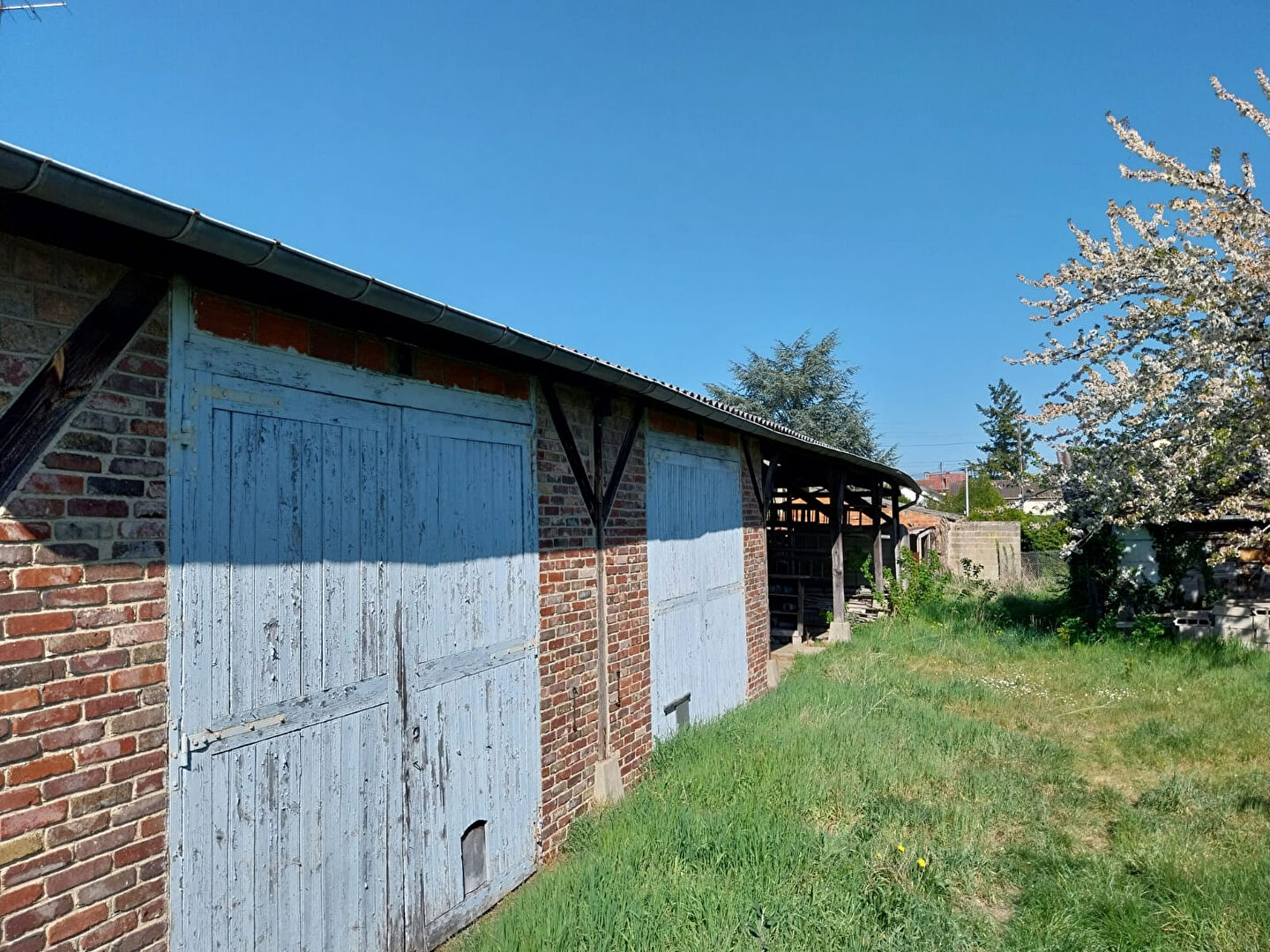 Terrain LES MUREAUX (78130) 1263.00 m²