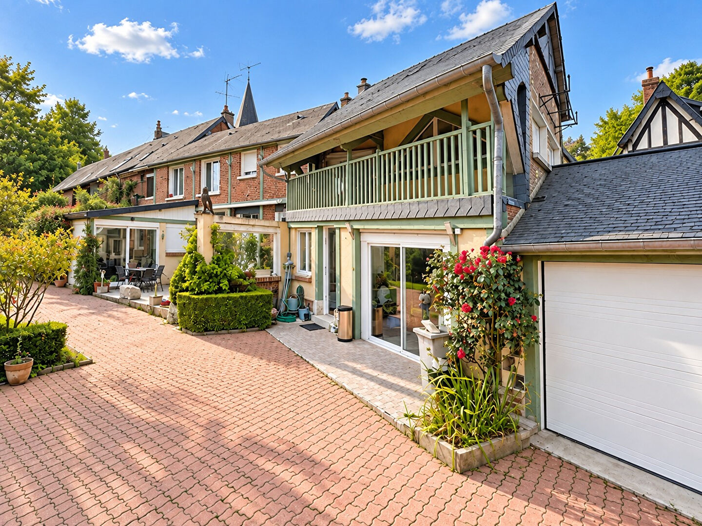 Maison ETREPAGNY (27150) 10 pi&egrave;ces 354.00 m&sup2;