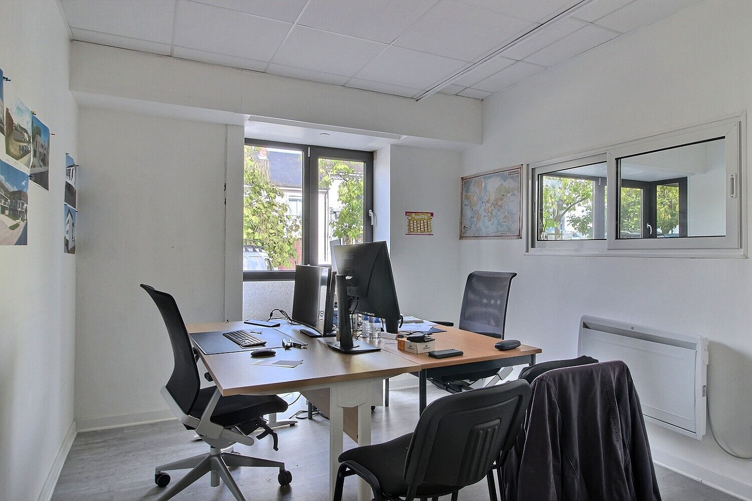 Local commercial GRAND COURONNE (76530) 67.46 m&sup2;