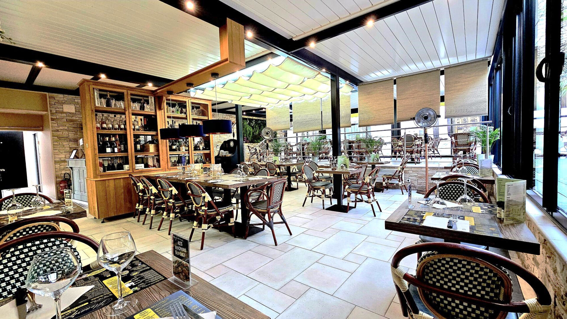 Fonds de commerce GISORS (27140) 400.00 m²
