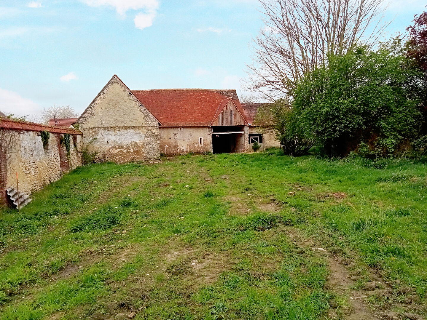 Maison GISORS (27140) 1 pièce 230.00 m²
