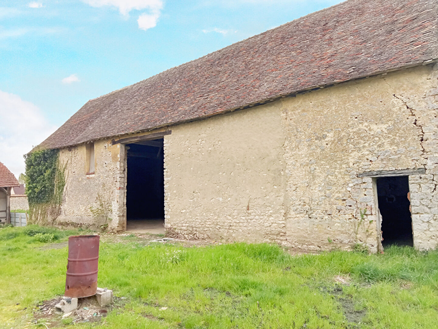 Maison GISORS (27140) 1 pièce 140.00 m²