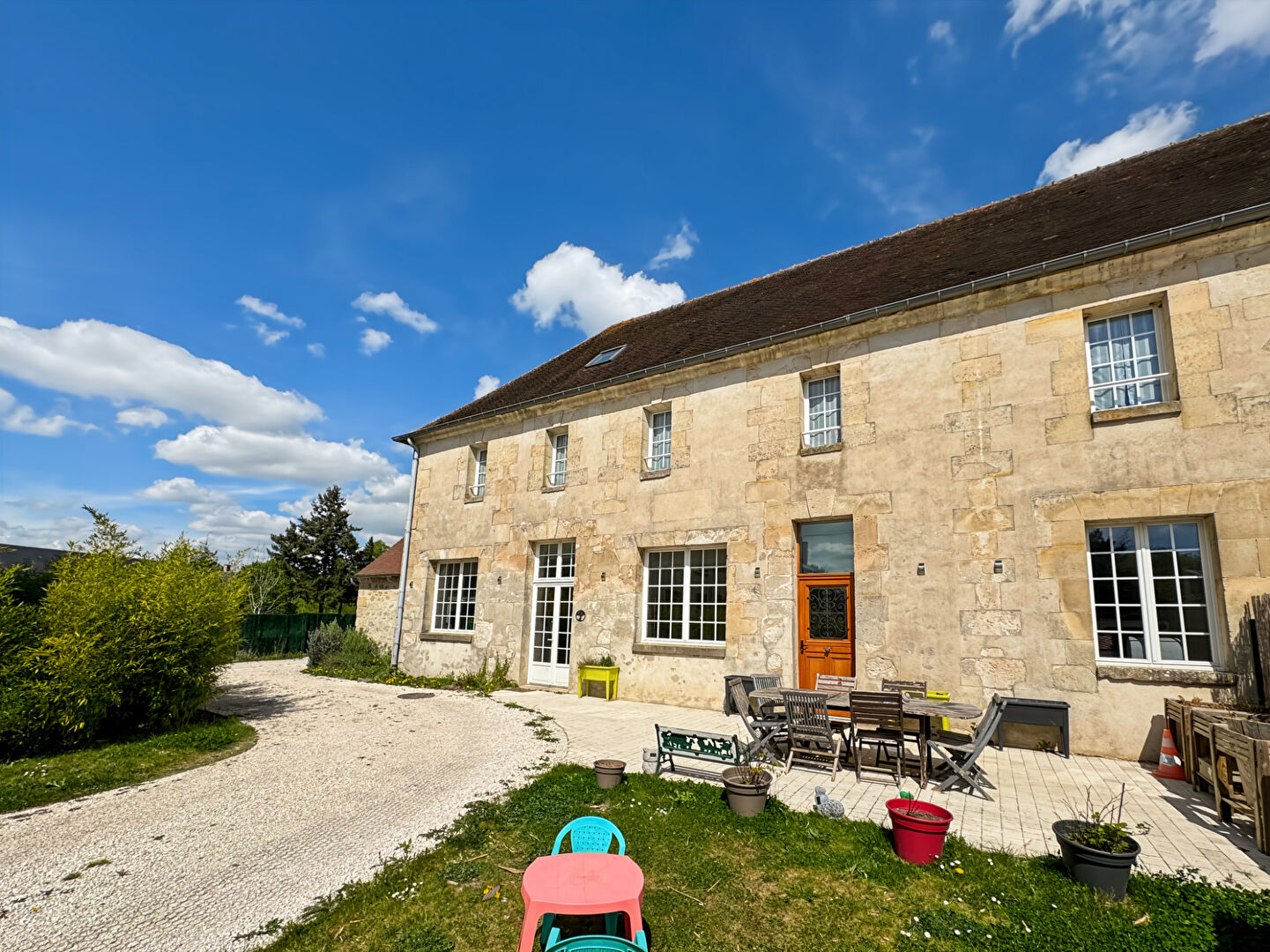 Maison LAVILLETERTRE (60240) 8 pièces 270.00 m²