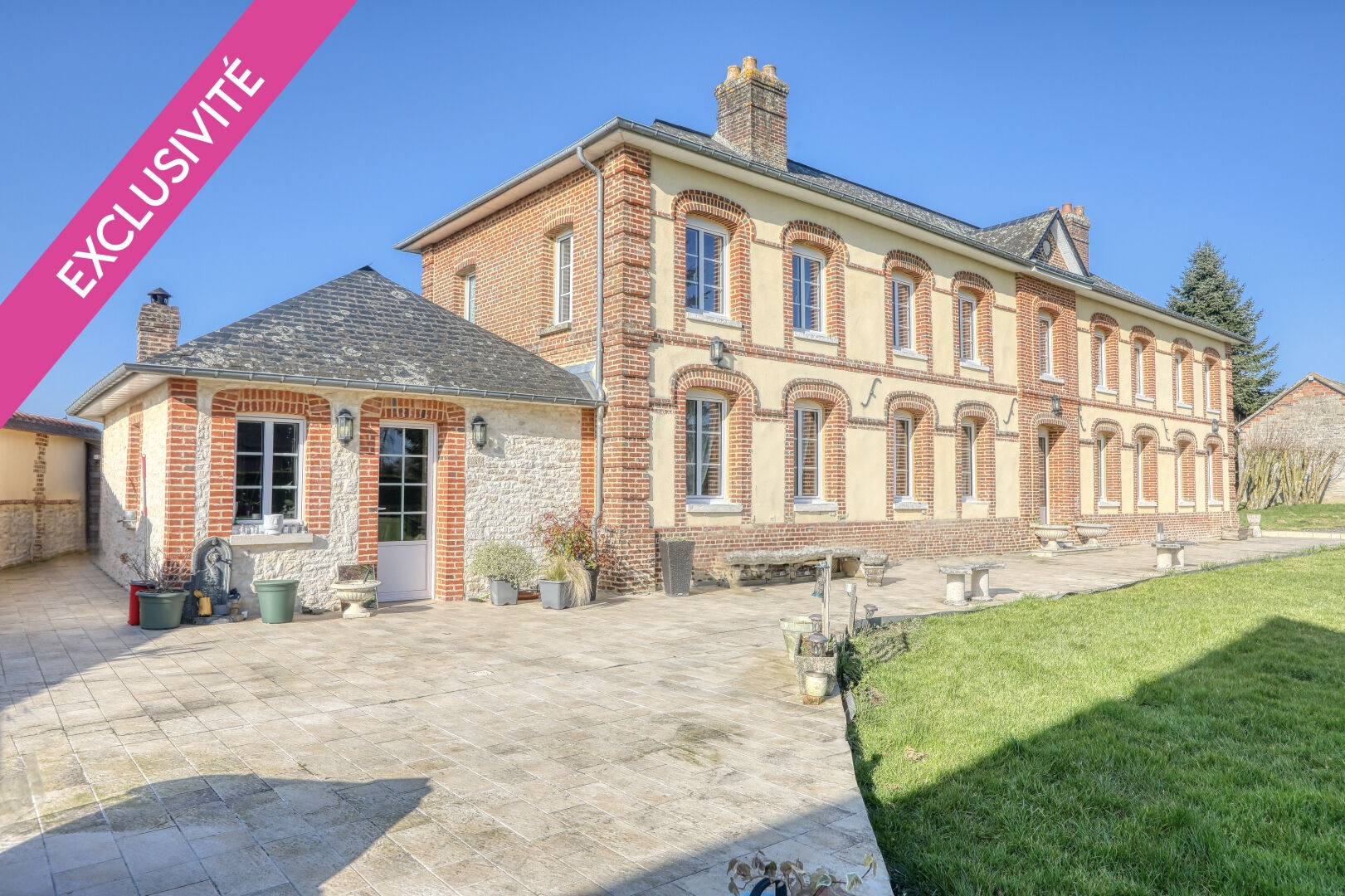 Maison LYONS LA FORET (27480) 8 pièces 291.00 m²
