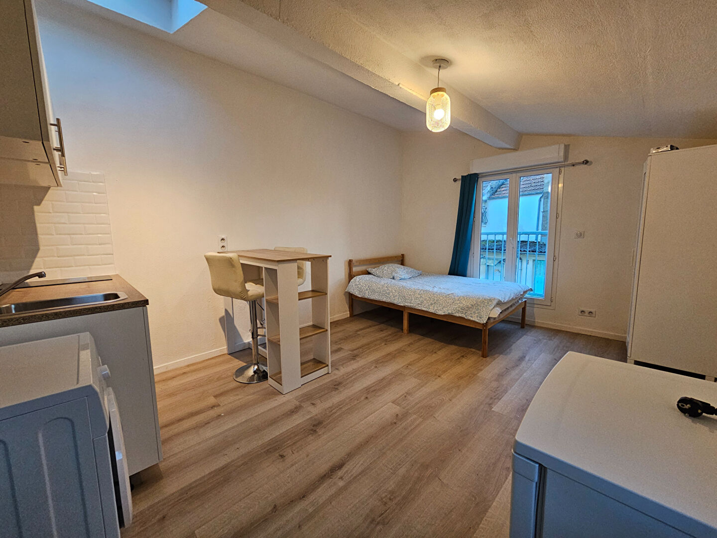 Appartement JUZIERS (78820) 1 pièce 19.76 m²