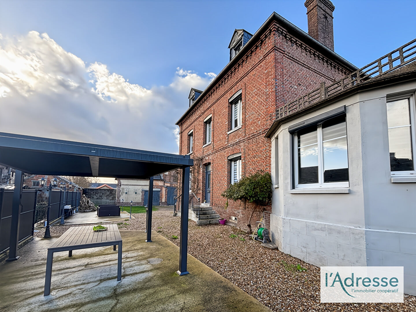 Maison CHARLEVAL (27380) 8 pi&egrave;ces 179.00 m&sup2;