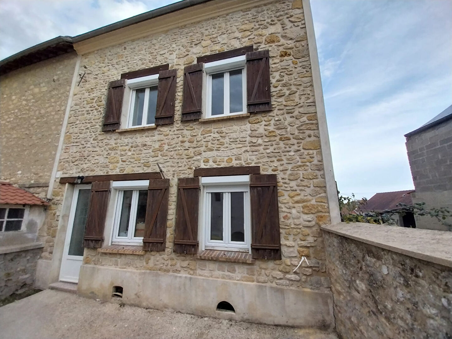 Maison OINVILLE SUR MONTCIENT (78250) 5 pi&egrave;ces 130.00 m&sup2;