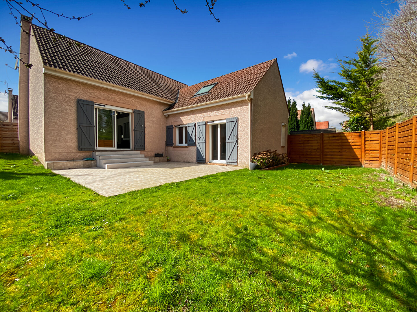 Maison VAUREAL (95490) 6 pièces 140.00 m²