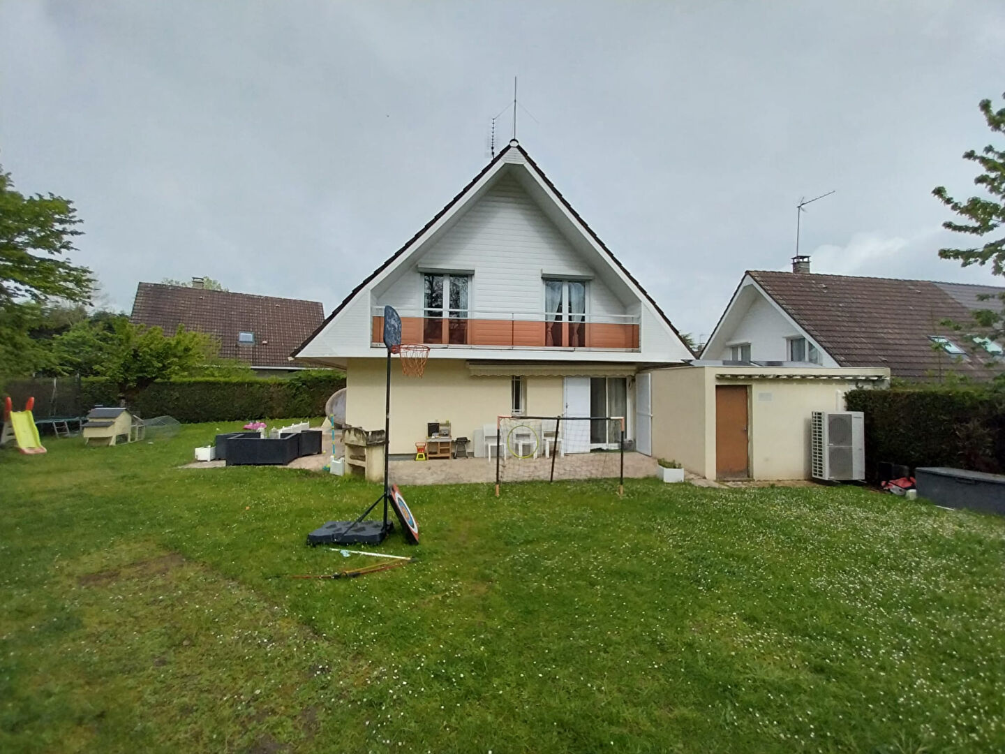 Maison MEULAN EN YVELINES (78250) 7 pièces 103.00 m²