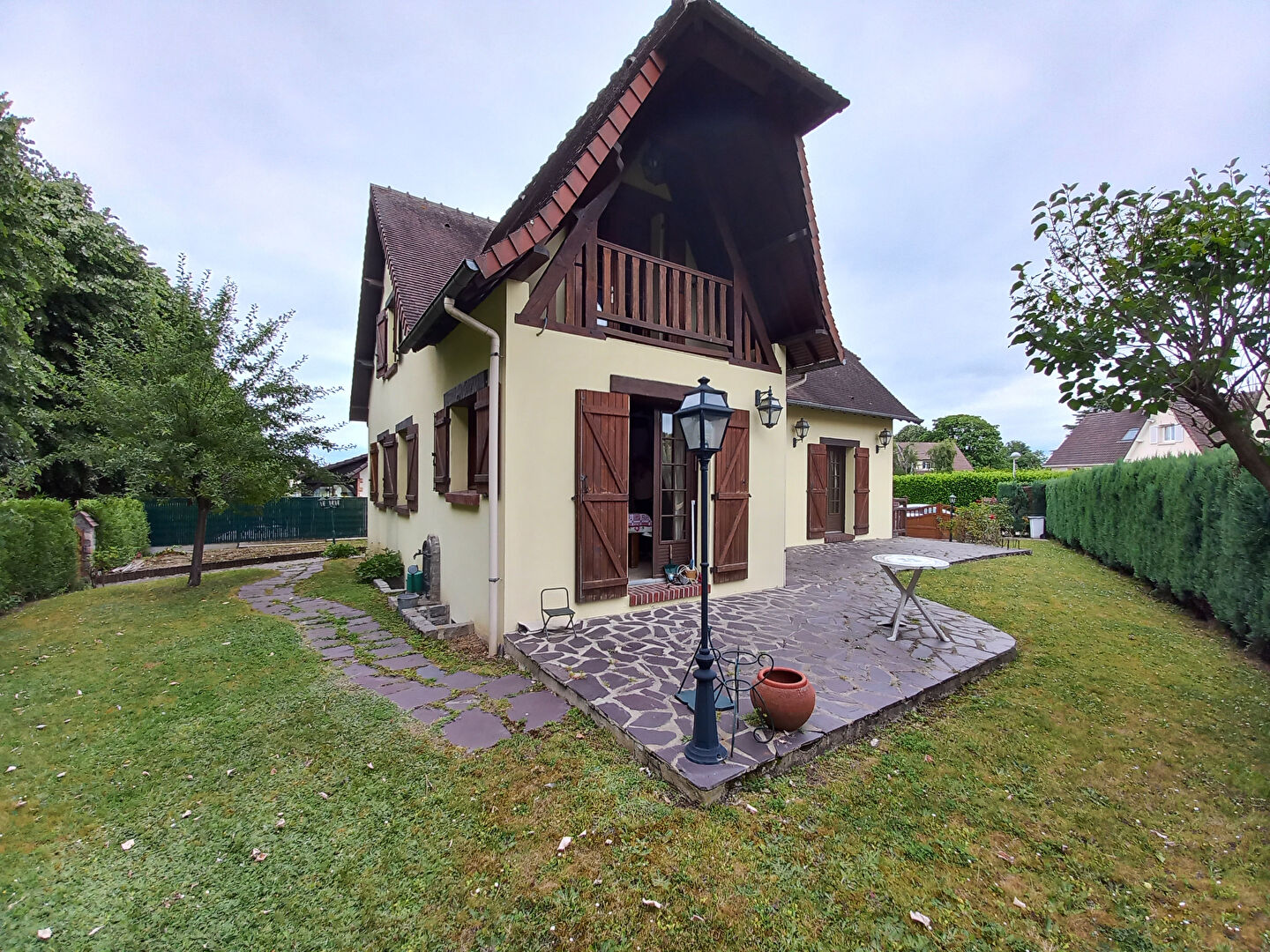 Maison PETIT COURONNE (76650) 6 pi&egrave;ces 143.00 m&sup2;