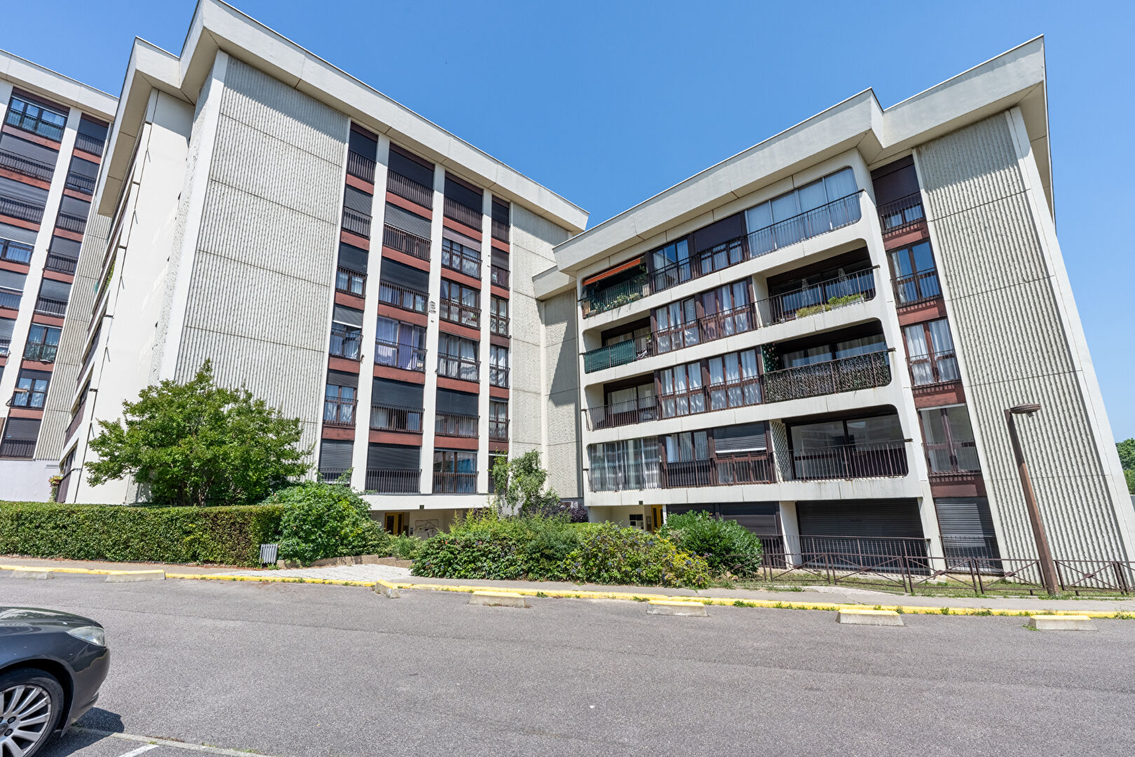 Appartement LES MUREAUX (78130) 2 pièces 51.00 m²