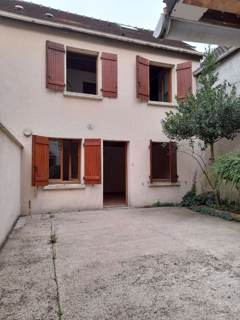 Maison CHAUMONT EN VEXIN (60240) 4 pièces 49.33 m²