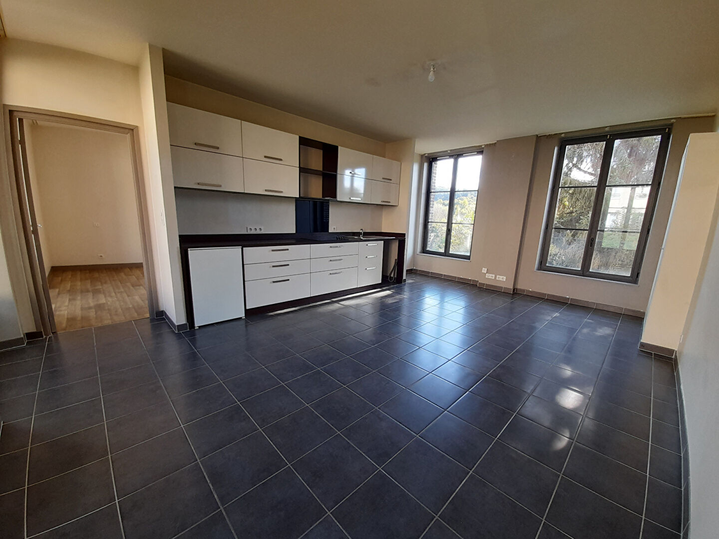 Appartement TRIE CHATEAU (60590) 2 pièces 45.98 m²