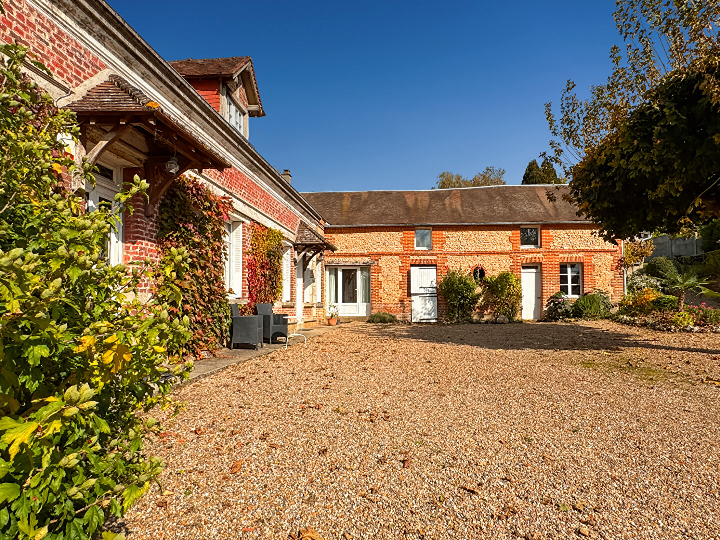 Maison LE VAUROUX (60390) 11 pièces 261.00 m²