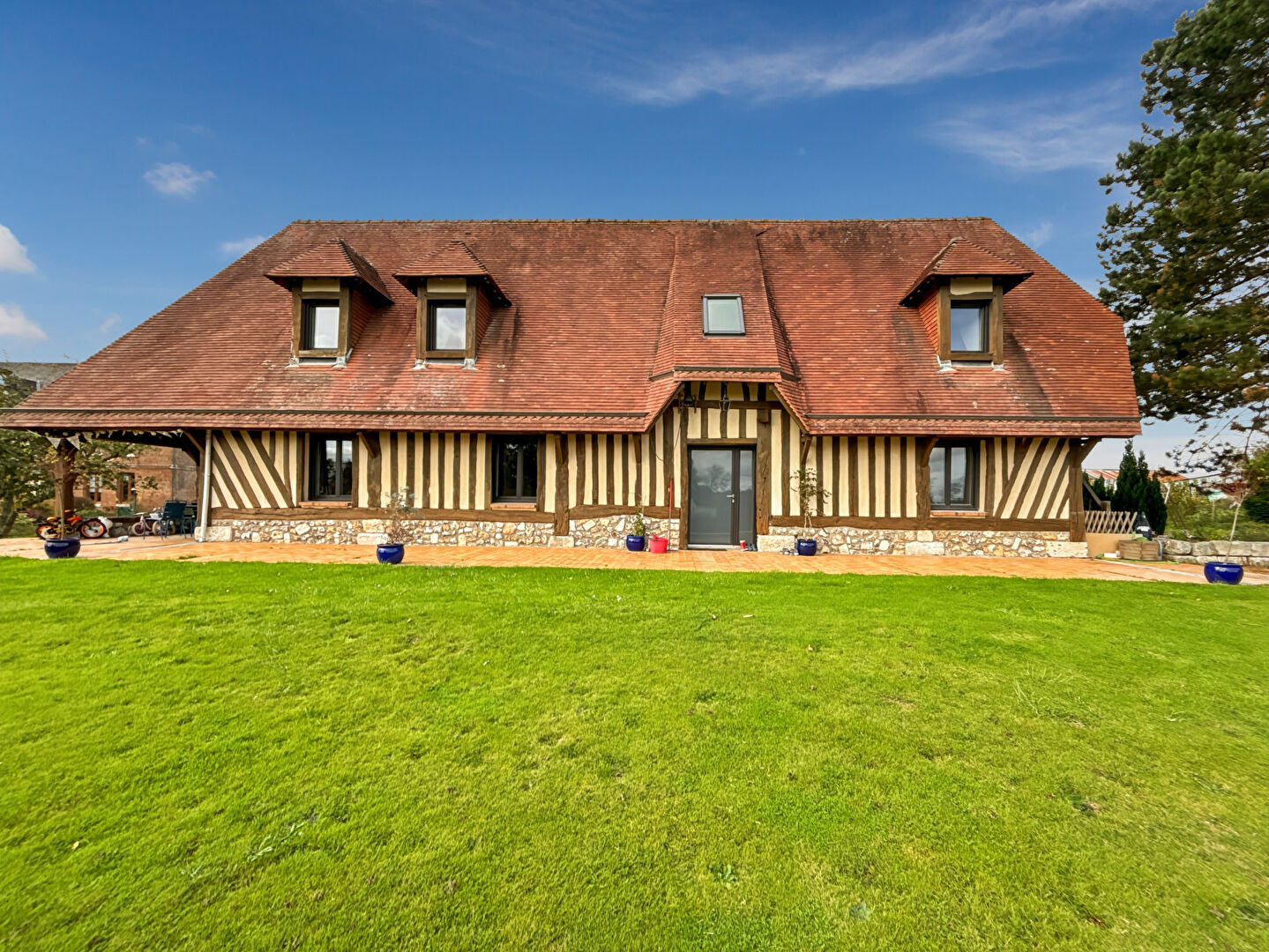 Maison LA NEUVILLE CHANT D OISEL (76520) 6 pi&egrave;ces 150.00 m&sup2;