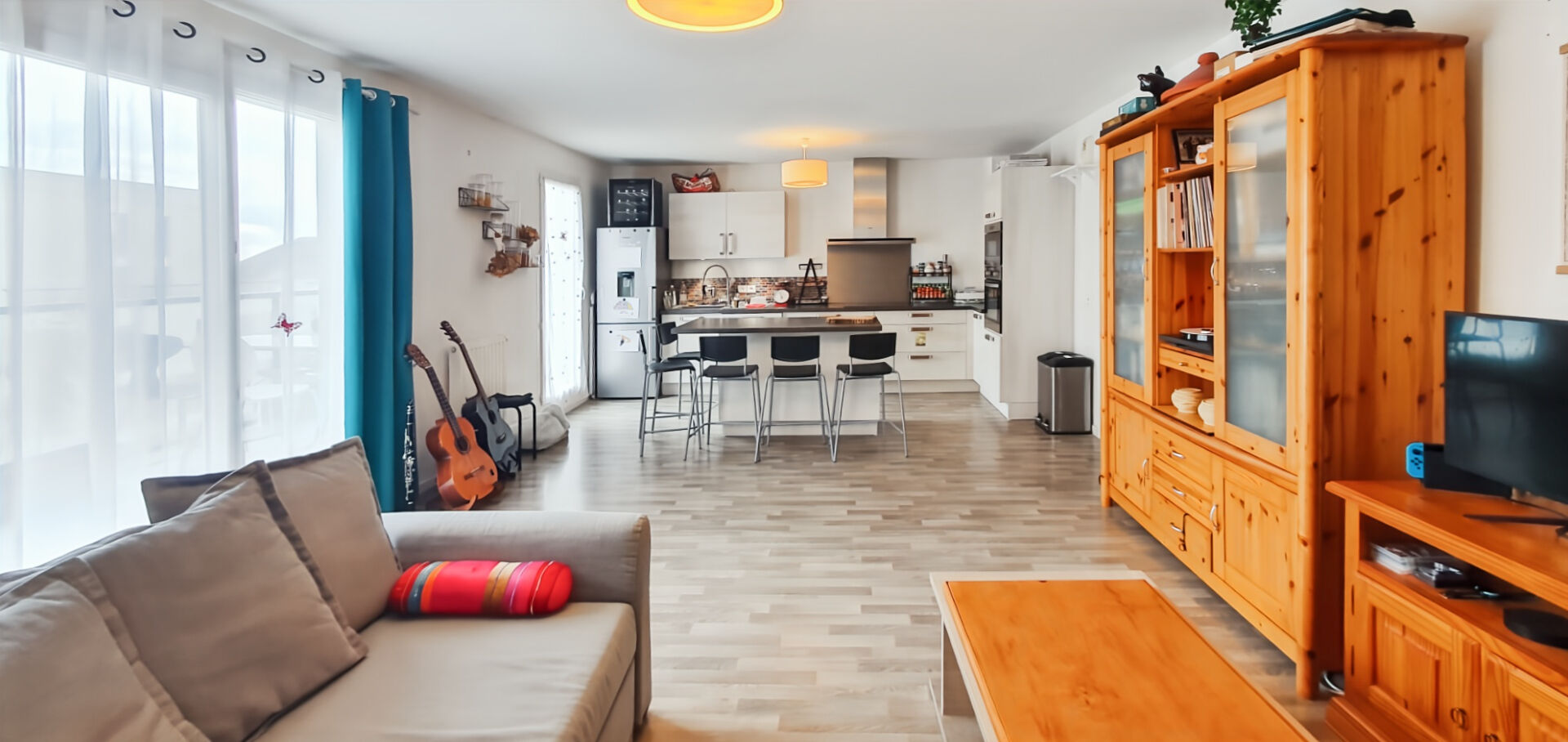 Cergy (95) Exclusif 245 000 € Appartement 4 pièces , 3 chambres 83.50 m² Voir le bien