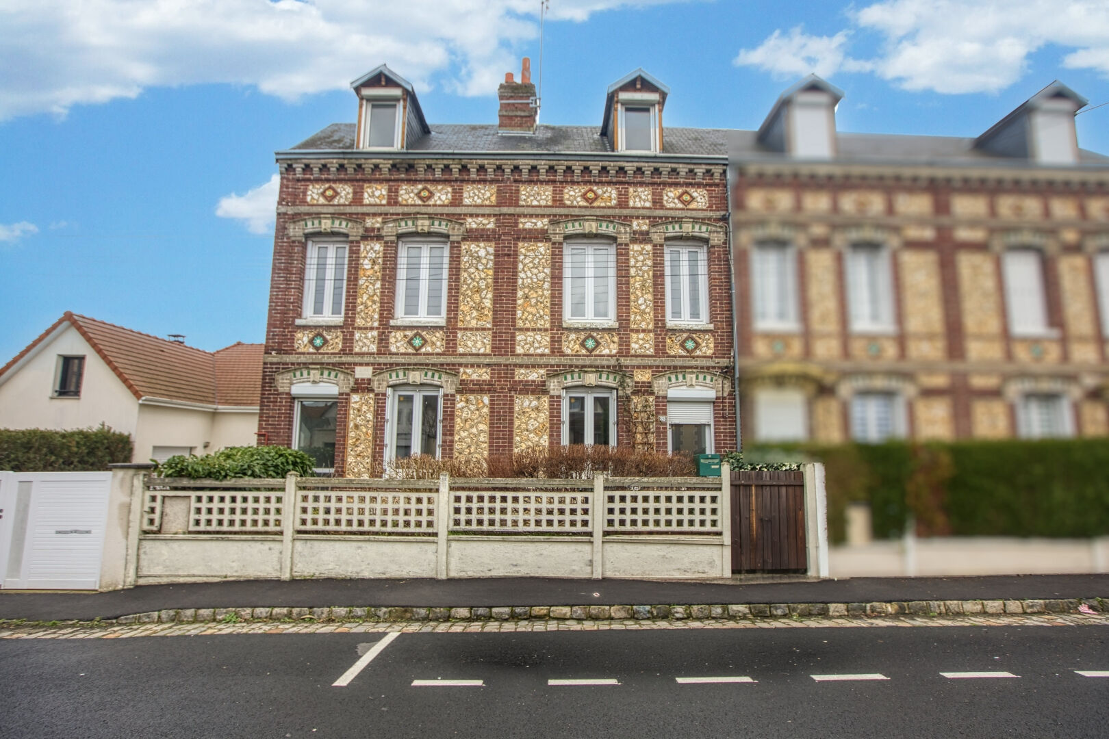 Maison LE GRAND QUEVILLY (76120) 5 pi&egrave;ces 99.00 m&sup2;