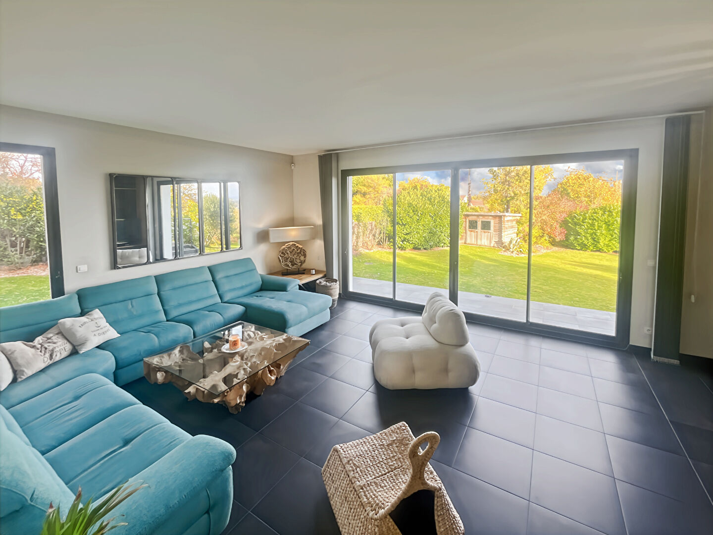 Maison MEZY SUR SEINE (78250) 7 pi&egrave;ces 181.00 m&sup2;