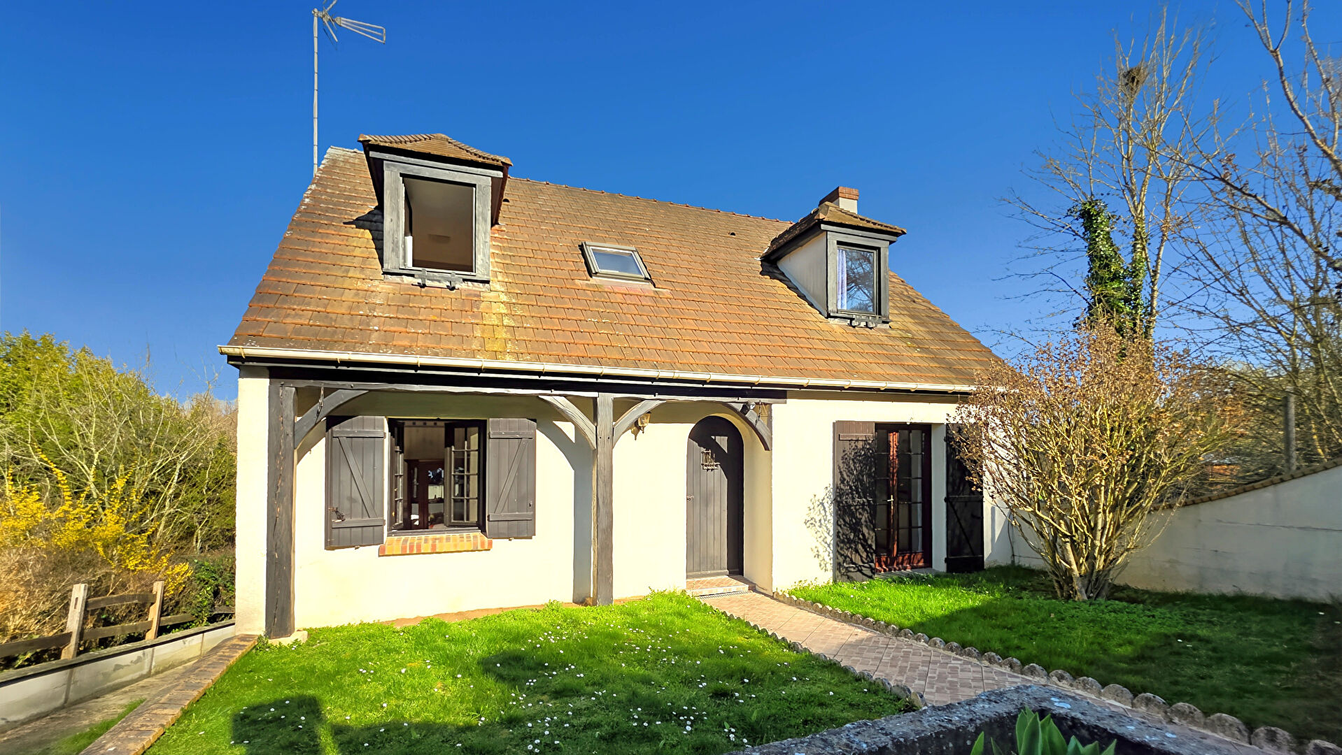 Maison CHARS (95750) 5 pi&egrave;ces 96.00 m&sup2;