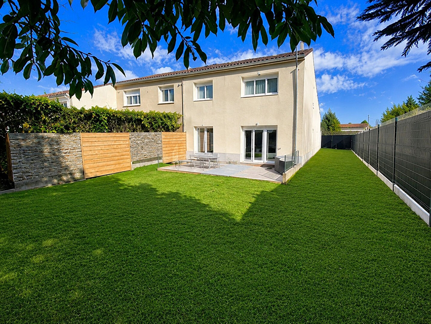 Maison MENUCOURT (95180) 5 pi&egrave;ces 94.00 m&sup2;