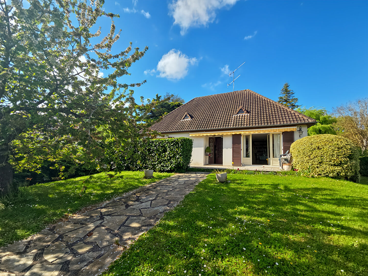 Maison MEULAN EN YVELINES (78250) 4 pi&egrave;ces 86.00 m&sup2;