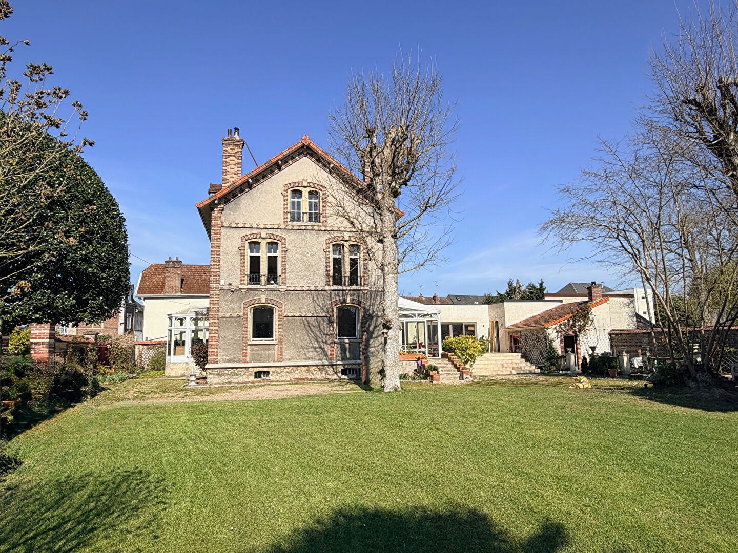 Maison GISORS (27140) 8 pi&egrave;ces 340.00 m&sup2;