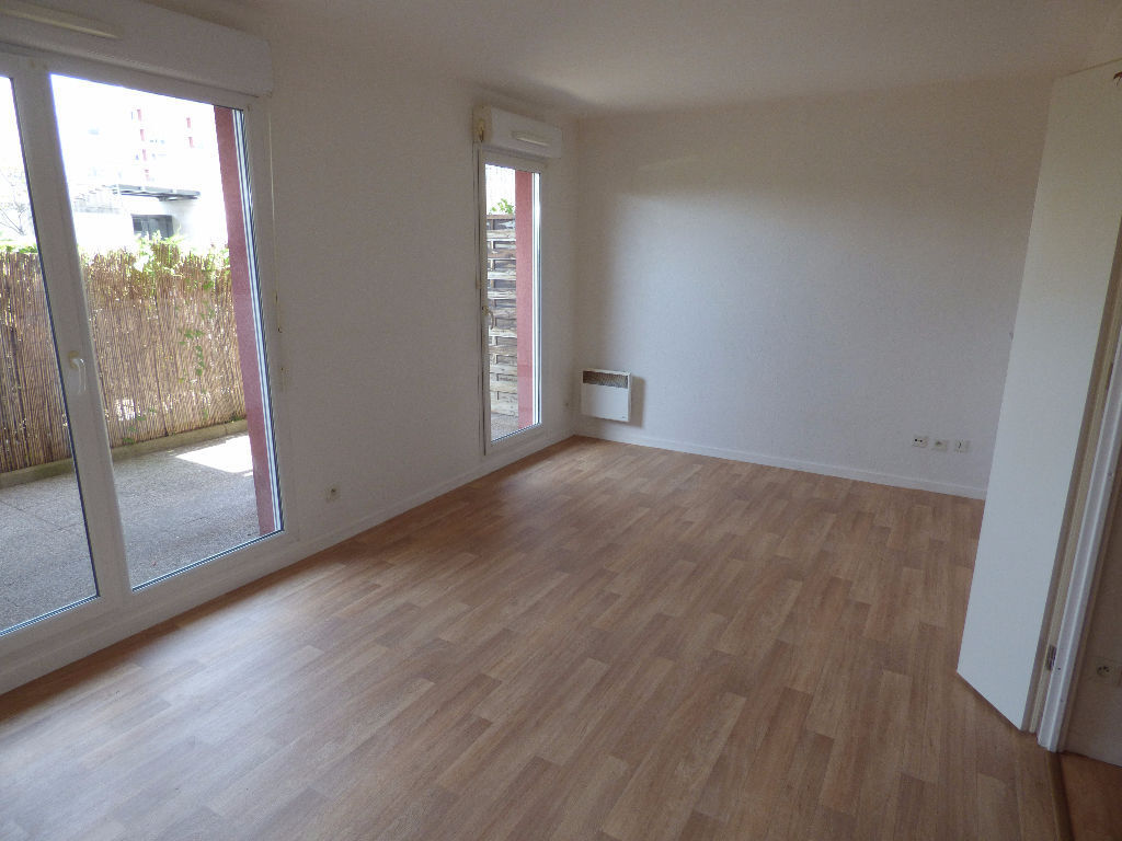 Appartement CERGY (95800) 1 pi&egrave;ce 28.62 m&sup2;
