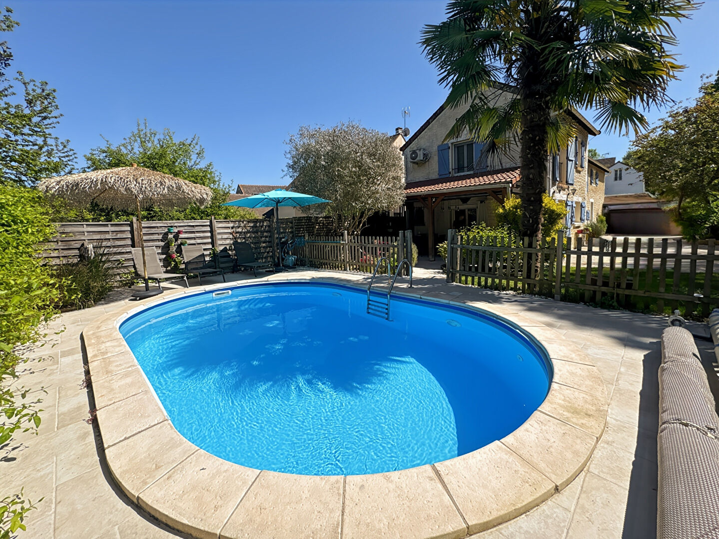 Maison Jouy le Moutier (95280) 7 pi&egrave;ces 166.00 m&sup2;